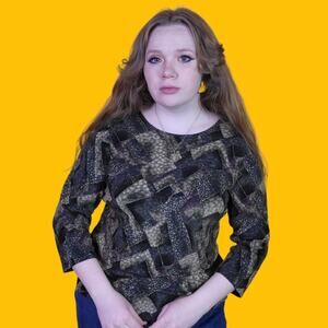 Black and Green Notations Patterned 3/4 Sleeve Shirt, L
